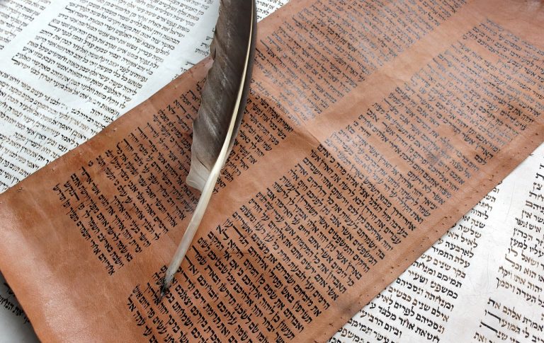 why-we-learn-write-and-speak-hebrew-today-laptrinhx-news